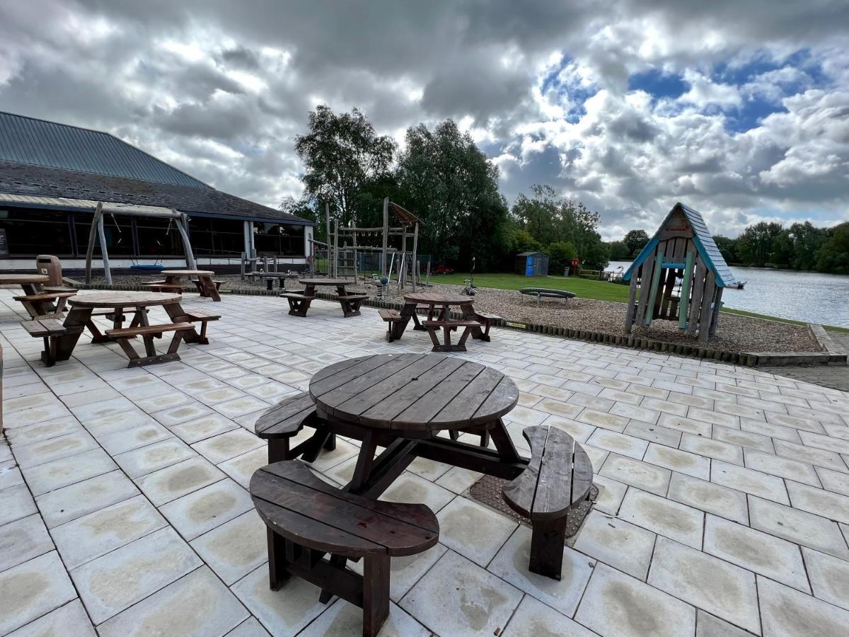 Cottontail - Hot Tub - Pet Friendly South Cerney